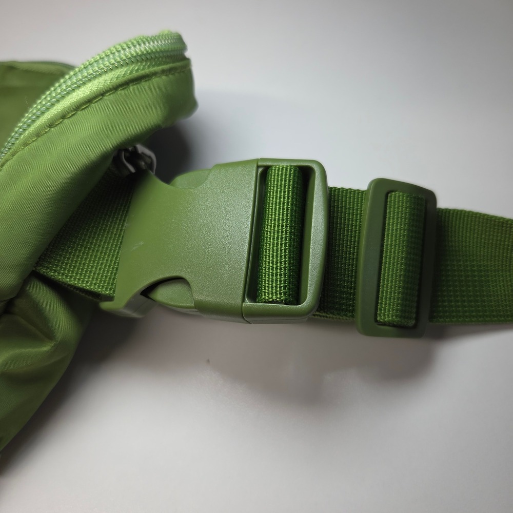 Green Nylon Belt Bag Fanny Pack Crossbody Pouch - Picture 3 of 10